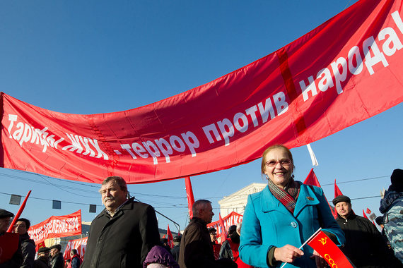 Вопрос о поборах в ЖКХ – в центре предвыборной кампании коммунистов и эсеров