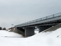 В Ярославской области построили мост за 56 млн в тупик