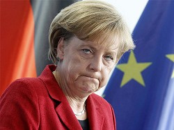 Сев в лужу, Меркель пресмыкается перед турецкими лидерами