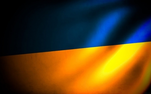 «Вихри враждебные веют над нами. Тёмные силы нас злобно гнетут...» Флаг Украины и предгрозовая тьма