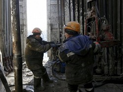 Нефть подорожала на заявлениях РФ о заморозке добычи