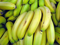 В угоне фуры с 20 тоннами бананов подозревают приезжего из Азербайджана