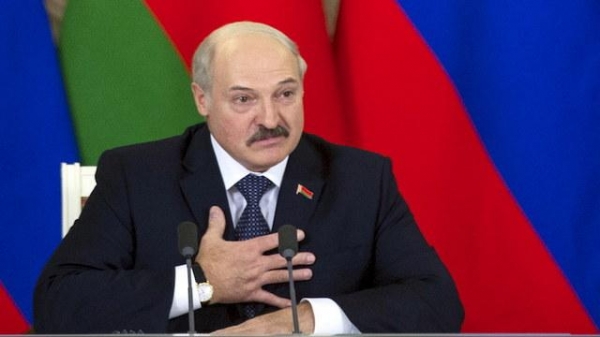 RP: Получив кредит от России, Лукашенко немедленно «подружился» и с ЕС