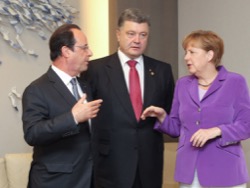 Париж и Берлин ждут от Киева реформ и выборов в Донбассе