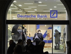 Deutsche Bank отказался нанимать сотрудников из-за проблем с правами ЛГБТ