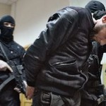 Суд оставил предполагаемого убийцу Немцова под арестом