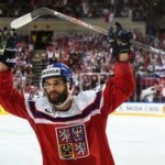 Хоккей: Ягр в матче с финнами вывел Чехию в 1/4 финала