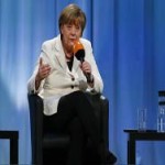 Меркель: Россия отдалилась от G7