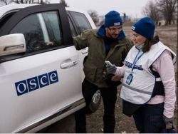 Киев обвинил сепаратистов в обстреле наблюдателей ОБСЕ