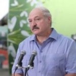 Лукашенко: не будем сдерживать курс нацвалюты и цены