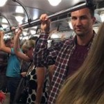 Владимир Кличко впервые за 24 года спустился в киевское метро