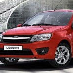 Автостат: в России снижается число автомобилей Lada