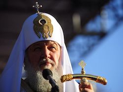 Почему Патриарх Кирилл восхваляет Сталина?
