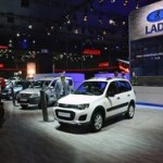 Продажи Lada в ноябре упали на треть