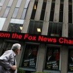 Fox News отстранил от эфира двух комментаторов за нецензурщину