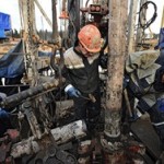 Число нефтяных скважин в мире вновь сократилось