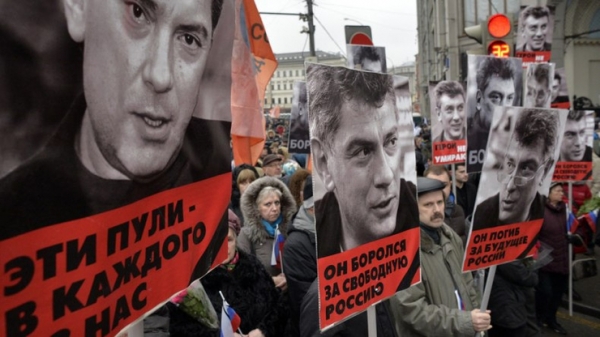 Обозреватель: убийство Немцова — это отчаянный шаг МИ-6 в попытке спасти Британскую империю