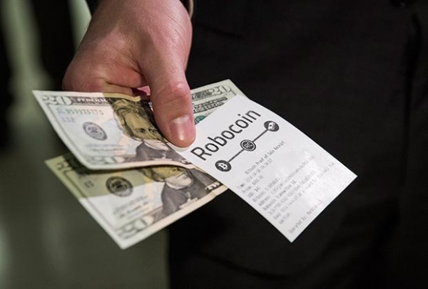Банкоматы Robocoin позволяют обменивать криптовалюту на «настоящие» деньги