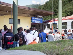 Австрия усилит контроль на границе с Италией