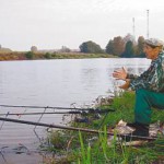 В начале осени с поплавком