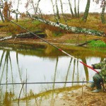 Поплавок в ледяной воде