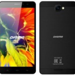 Смартфон DIGMA VOX S505 3G стоит менее 6000 рублей