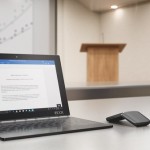 Гибкий ноутбук Lenovo Yoga Book перейдет на Chrome OS