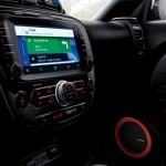 KIA интегрировала в автомобили поддержку Android Auto и Apple CarPlay