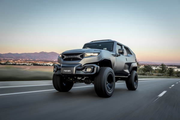 Производитель суперкаров Rezvani Motors представила внедорожный «Танк»