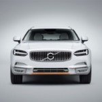 Volvo объявила рублевые цены на спецверсию универсала V90 Cross Country