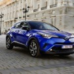 Toyota привезет в Россию стильный кроссовер C-HR