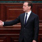 Медведев рассказал об отсутствии планов повышения подоходного налога :: Экономика :: РБК