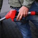 Нефтяники попросили правительство удвоить субсидию для бензина :: Бизнес :: РБК