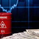 После сокрушительного обвала цены на нефть поползли вверх