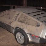 Легендарный DeLorean простоял 32 года в сарае