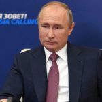 Путин хочет продлить отсрочку по налогам для МСП из пострадавших отраслей