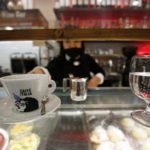 Обороты московских баров и ресторанов упали на четверть из-за запрета на работу по ночам